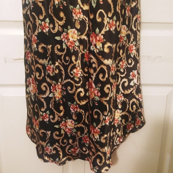 Amelia's black Floral Satin Wrap Robe& Slip set sz M/L - Picture 5 of 9